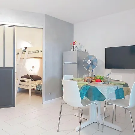 Palmier By Interhome شقة سيكس-فور-لو-بلاج