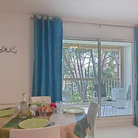 Palmier By Interhome *